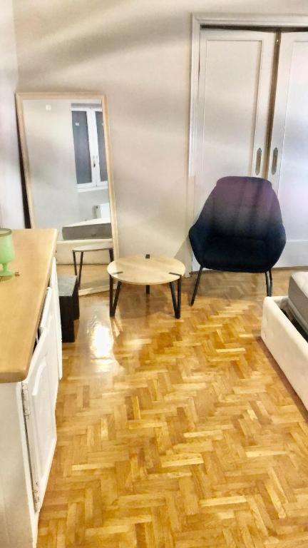 Economy Shared Apartment D In Central Athens Luaran gambar
